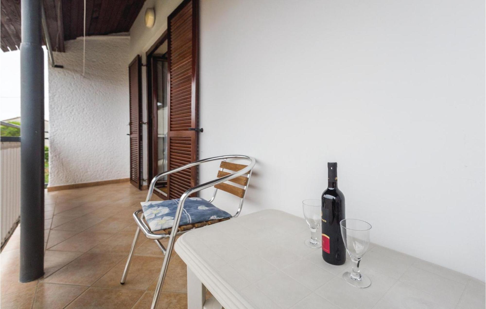 Gorgeous Apartment In Porec With Kitchen エクステリア 写真